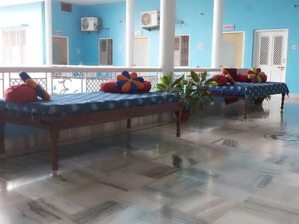Hotel Sri Yoga Mandir Varanasi Exterior foto